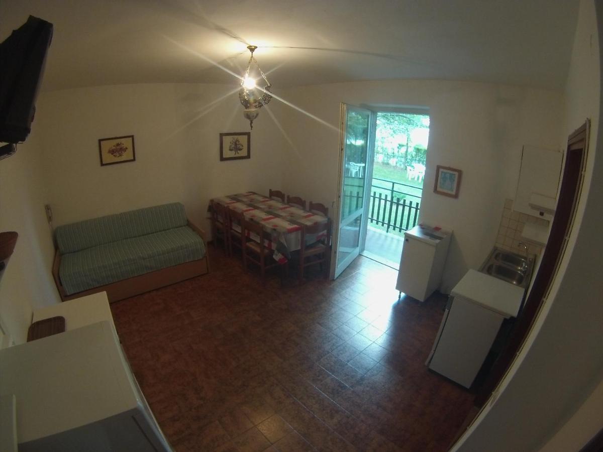 Residence Catullo Bezzecca Esterno foto